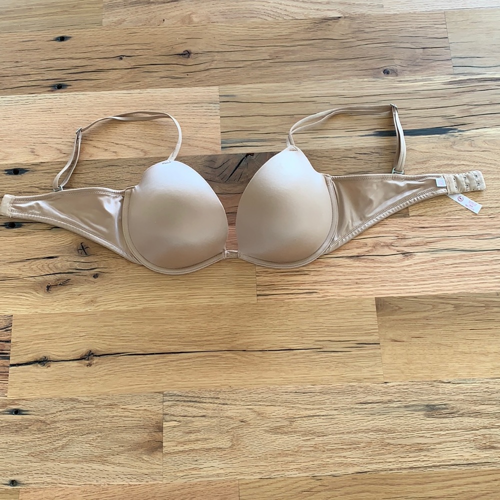 Victoria’s Secret Push- Up Plunge bra, 36D